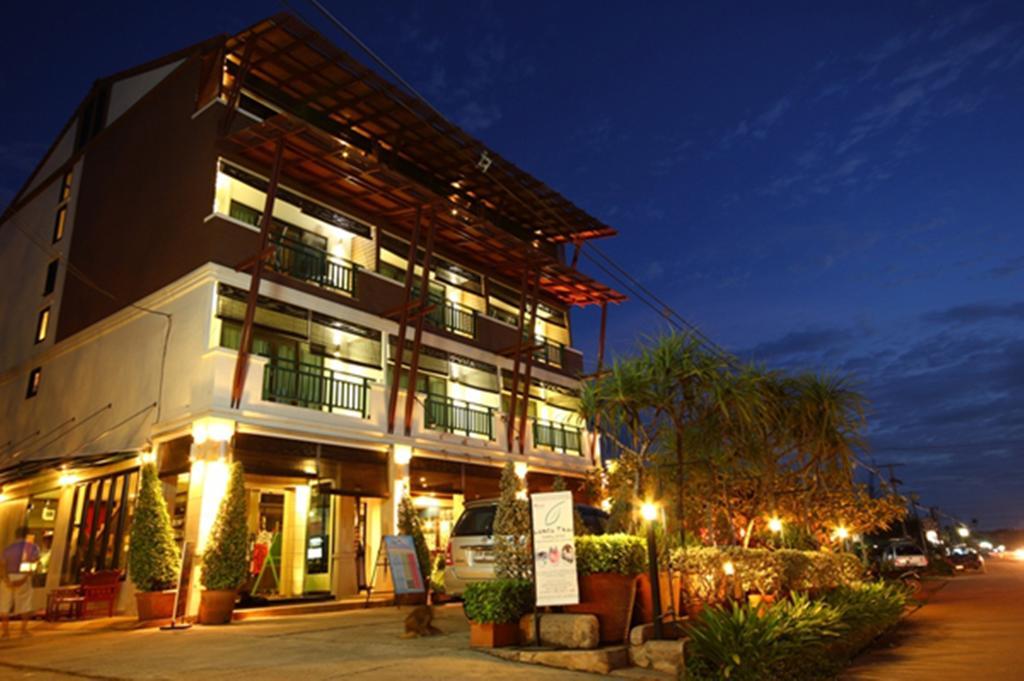 ลันตาเมอร์เมด บูติคเฮ้าส์ Hotel เกาะลันตา ภายนอก รูปภาพ